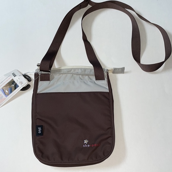 NWT Sherpani crossbody bag - Picture 3 of 10